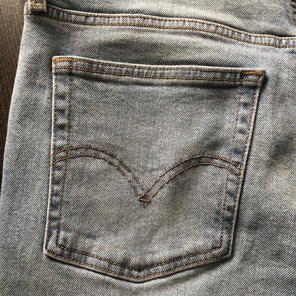 Faded denim cropped length Levis - Picture 1 of 5
